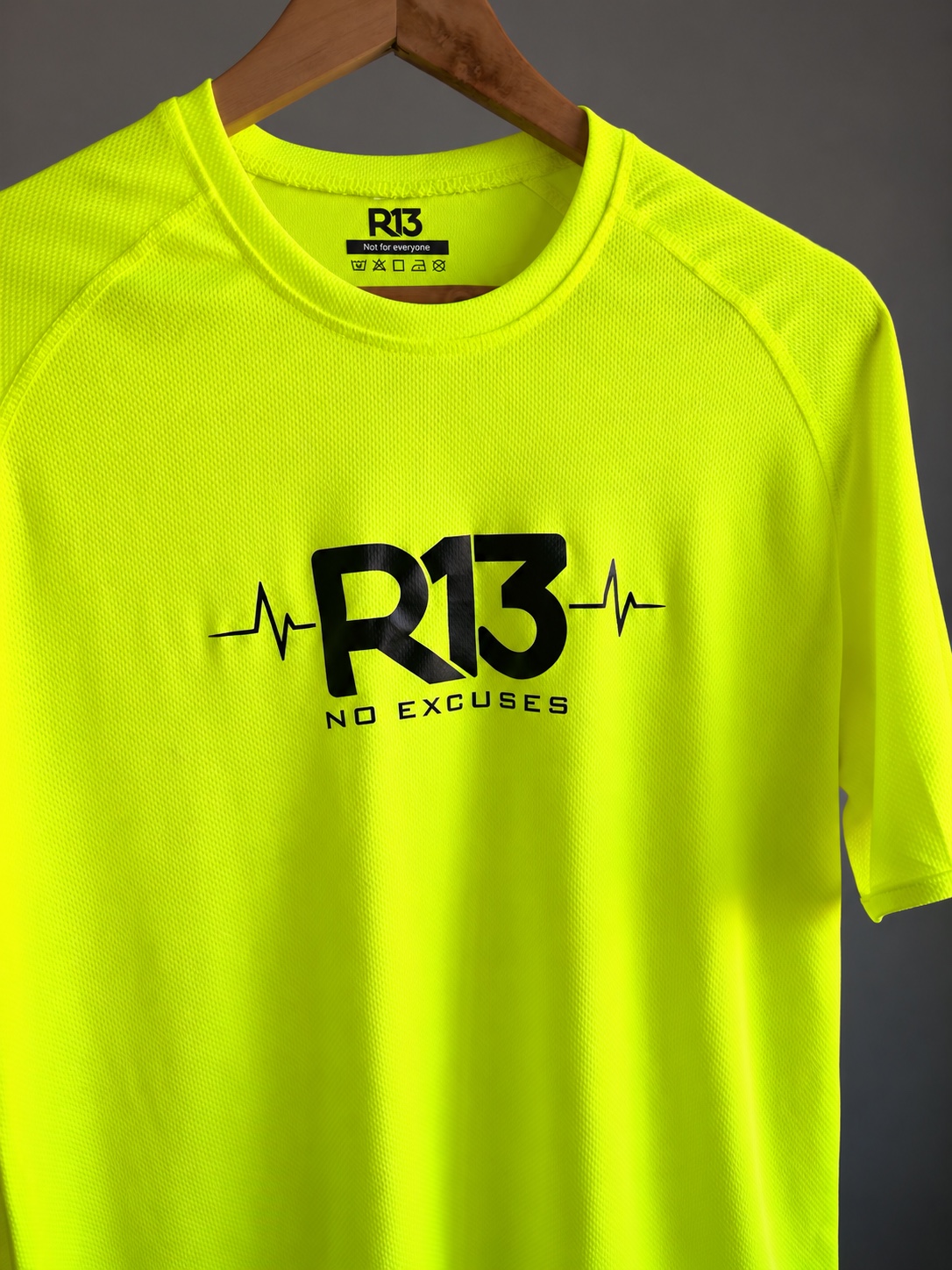 Camiseta deportiva R13 No Excuses amarillo fluorescente
